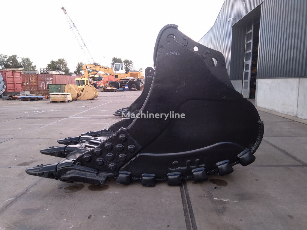 Hitachi ZX870LCR-5B excavator bucket