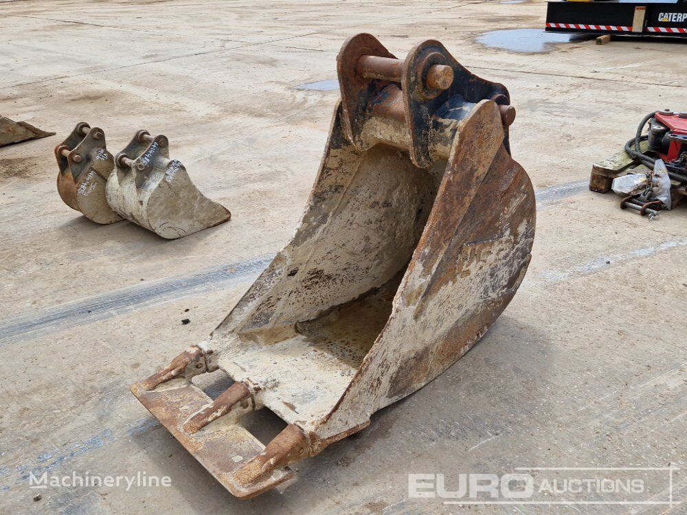 JCB 24" Digging Bucket 65mm Pin to suit 13 Ton Excavator エキスカベータバケット