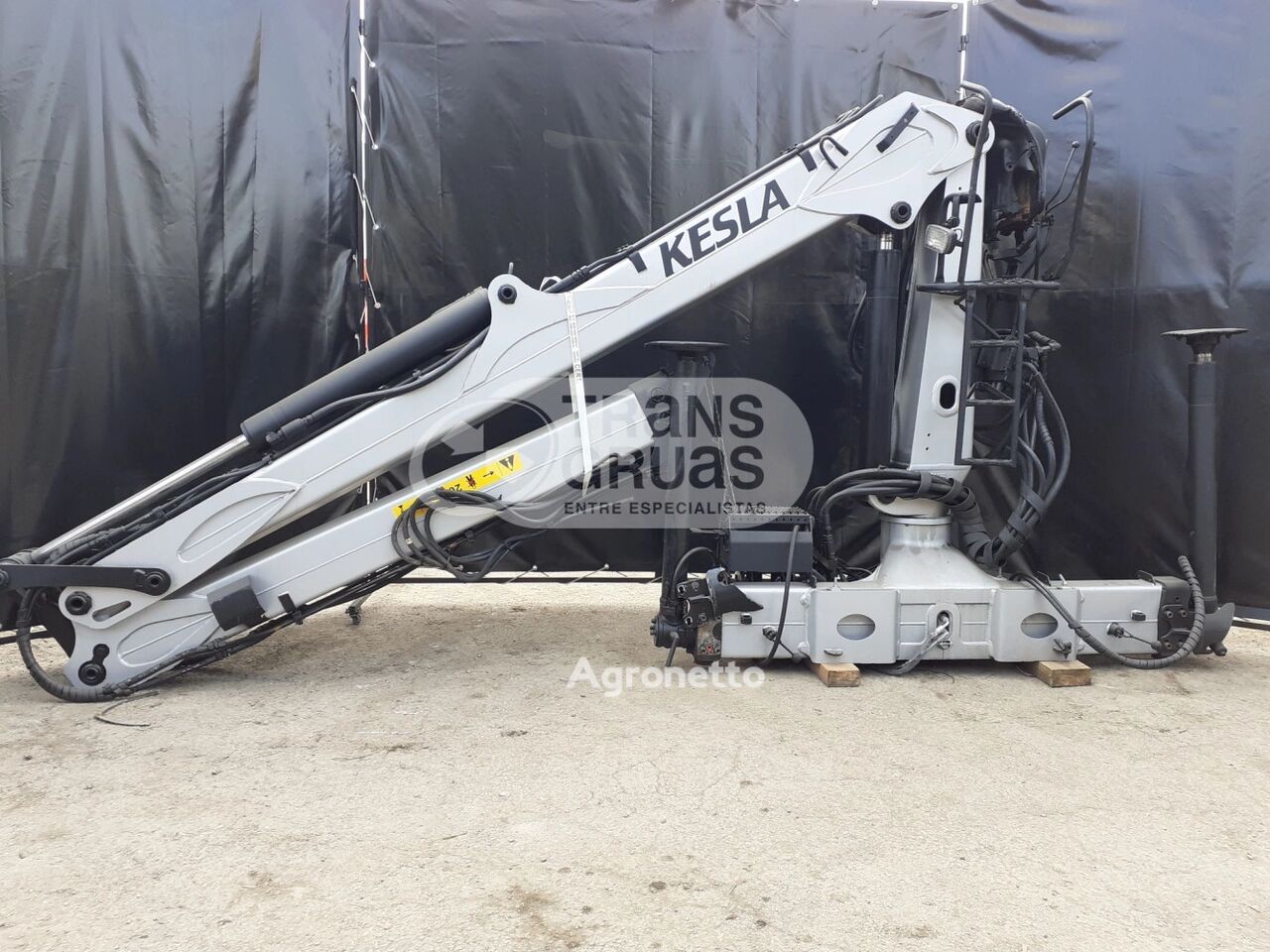 Kesla 2009L grúa forestal - Agroline