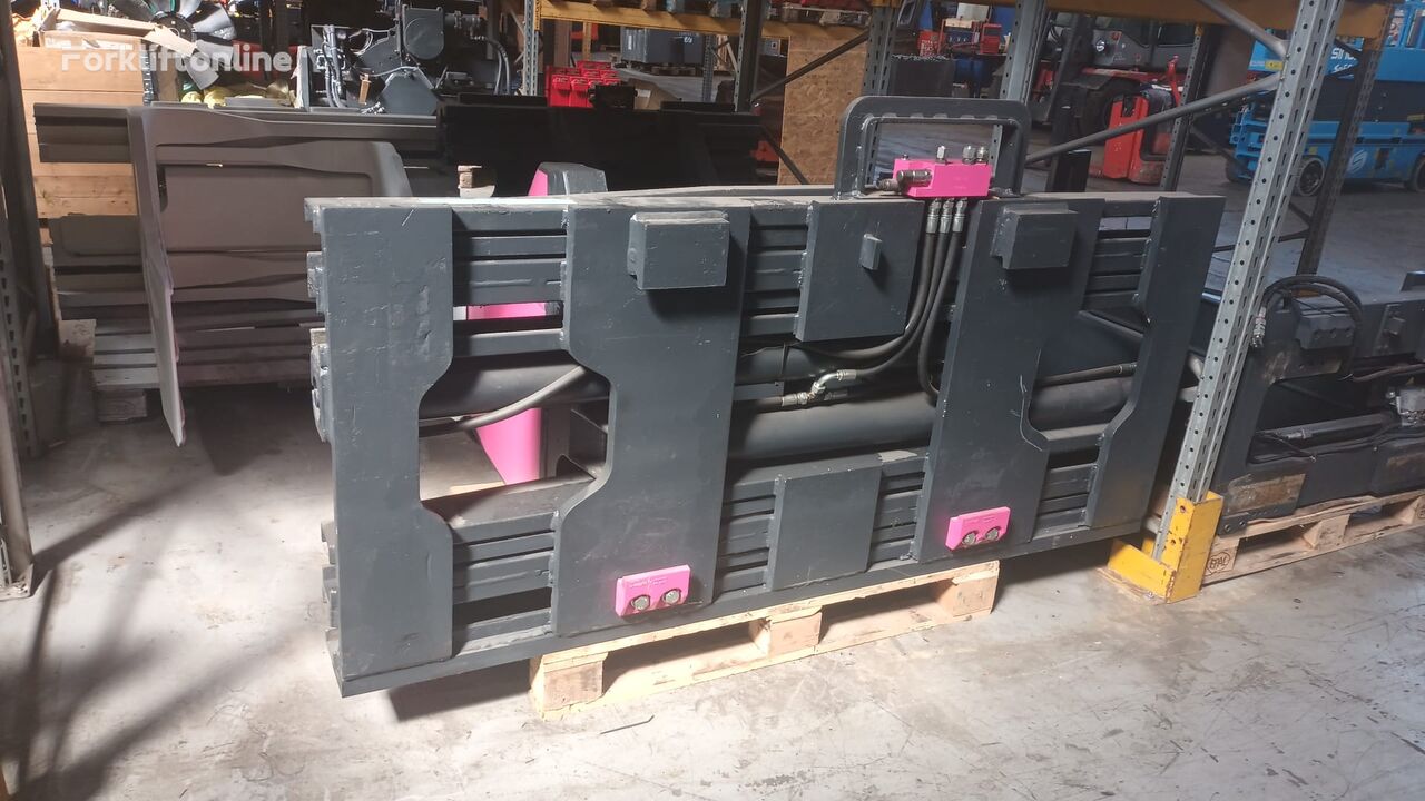 Cascade 170D-PBS-C613 - PINZA PER BALLE G.A fork positioner for sale | Machineryline KE Cascade 170D-PBS-C613 - PINZA PER BALLE G.A fork positioner - Machineryline