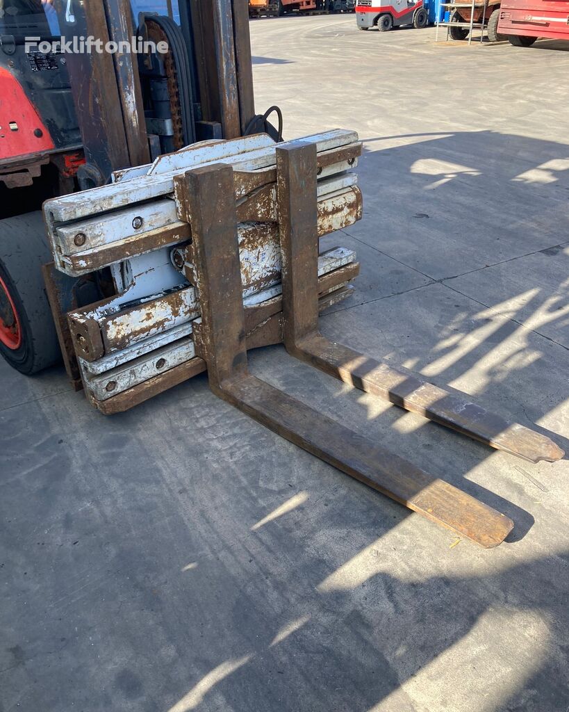 Cascade PINZA ROTANTE G.A. 360° fork positioner for sale | Machineryline KE Cascade PINZA ROTANTE G.A. 360° fork positioner - Machineryline