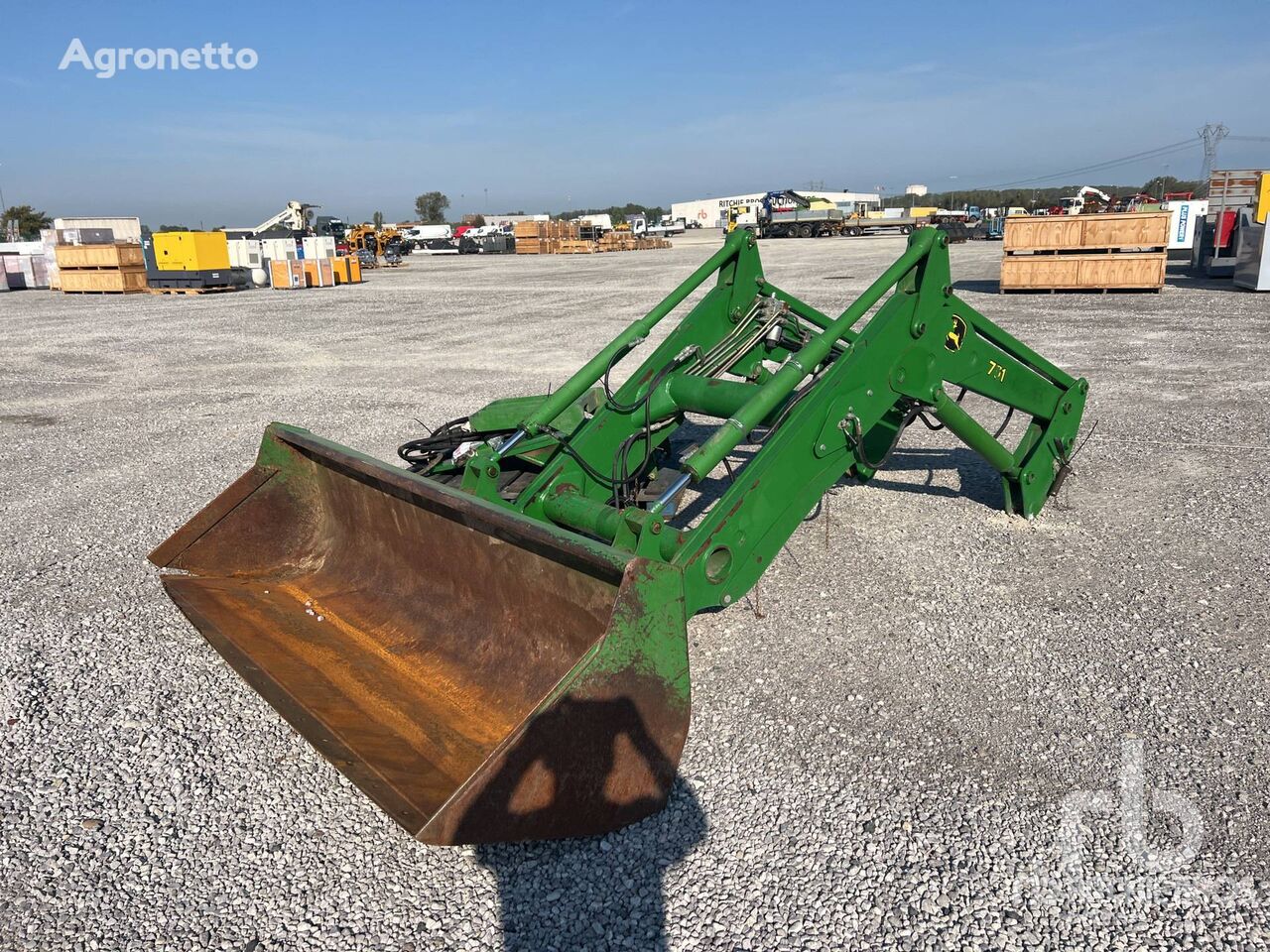 John Deere 751 front loader