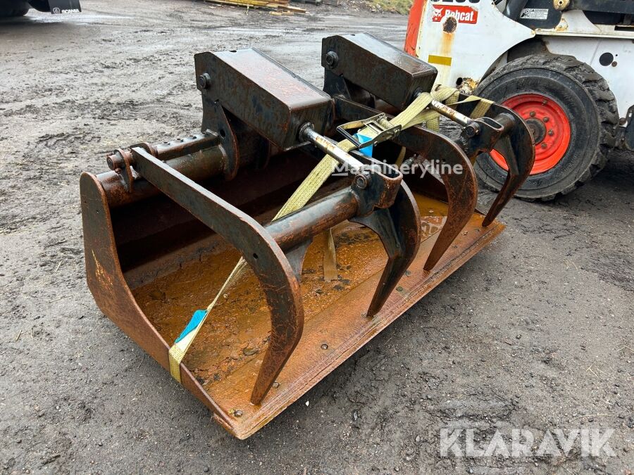 Bobcat 60 Indust Grapple front loader bucket