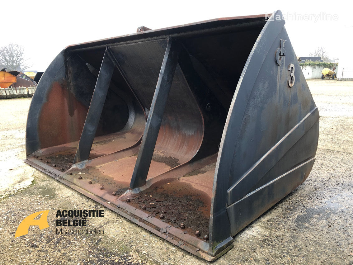 C. Klein Coal Bucket CAT 988 front loader bucket