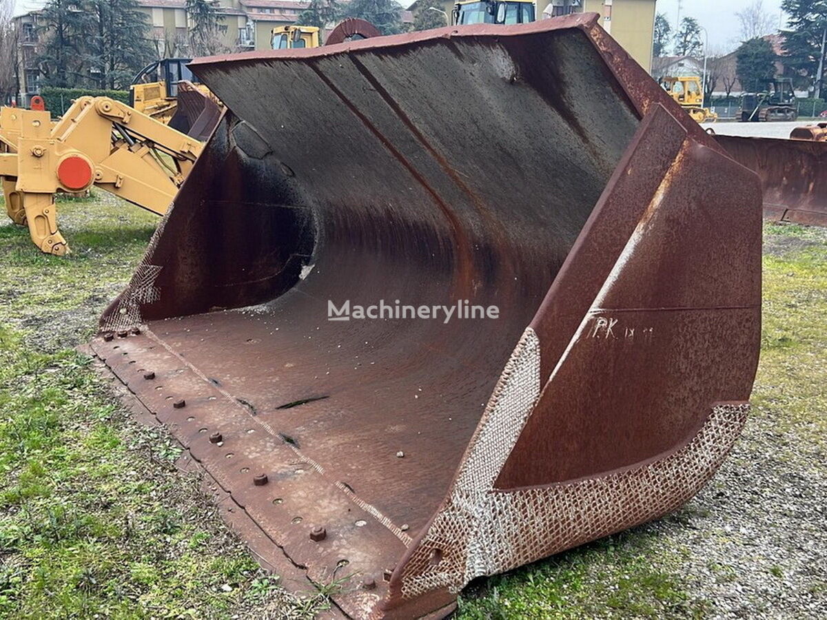 Caterpillar 980C front loader bucket