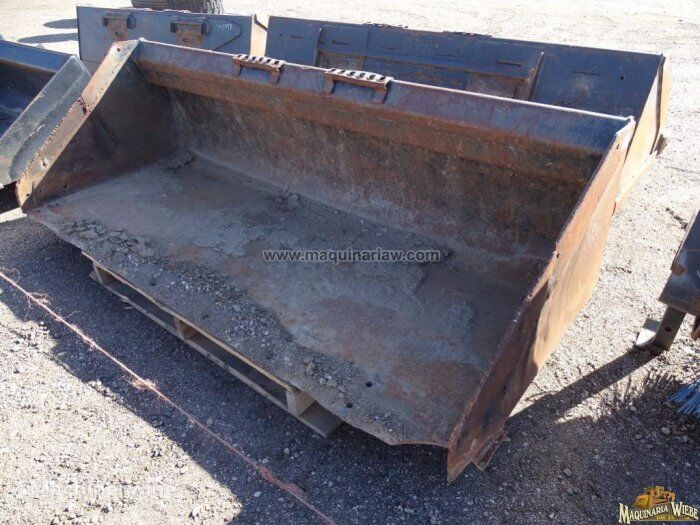 Caterpillar CUCHARRON PARA MINICARGADOR front loader bucket