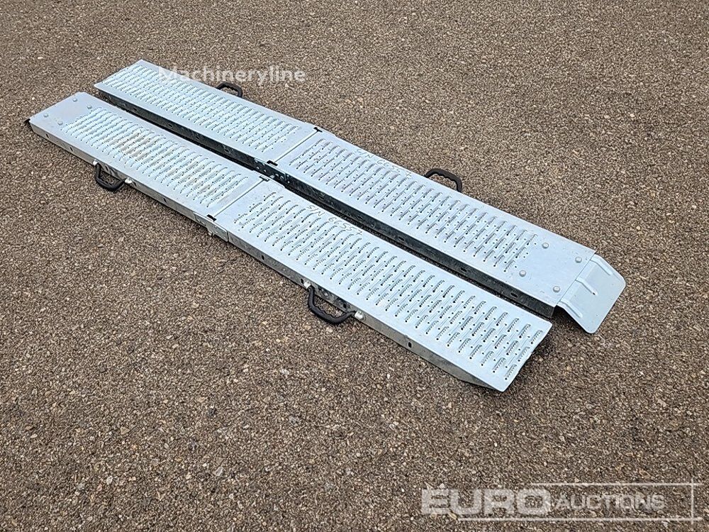 godet frontal Foldable Iron Ramp (2 of) / Rampas Hierro Galvanizado neuf