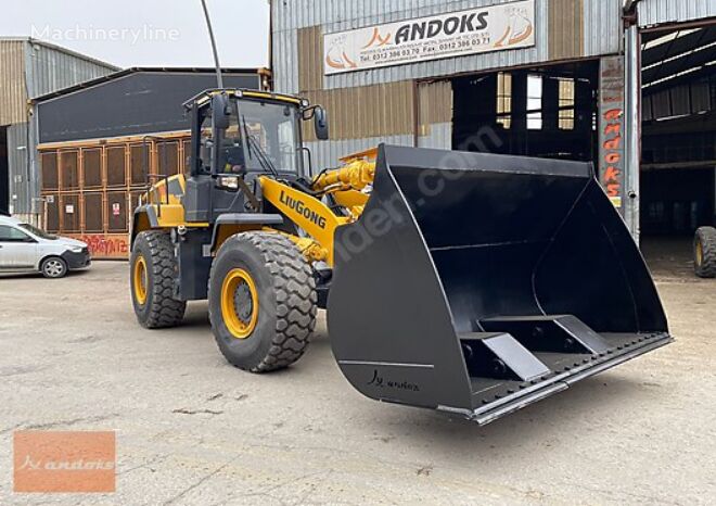 new JCB front loader bucket