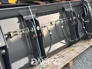 Venta de New Holland 220 cuchara frontal - Imagen 8 | Machineryline CL New Holland 220 cuchara frontal | Imagen 8 - Machineryline