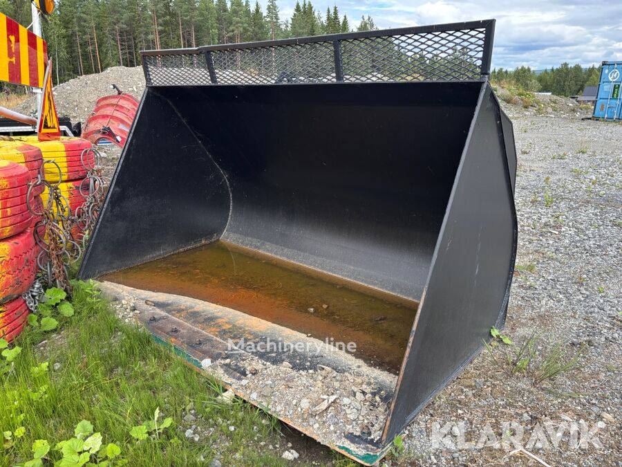 Venta de Snöskopa cuchara frontal | Machineryline PE Snöskopa cuchara frontal - Machineryline