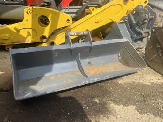 Godet de curage Volvo S40 grading bucket