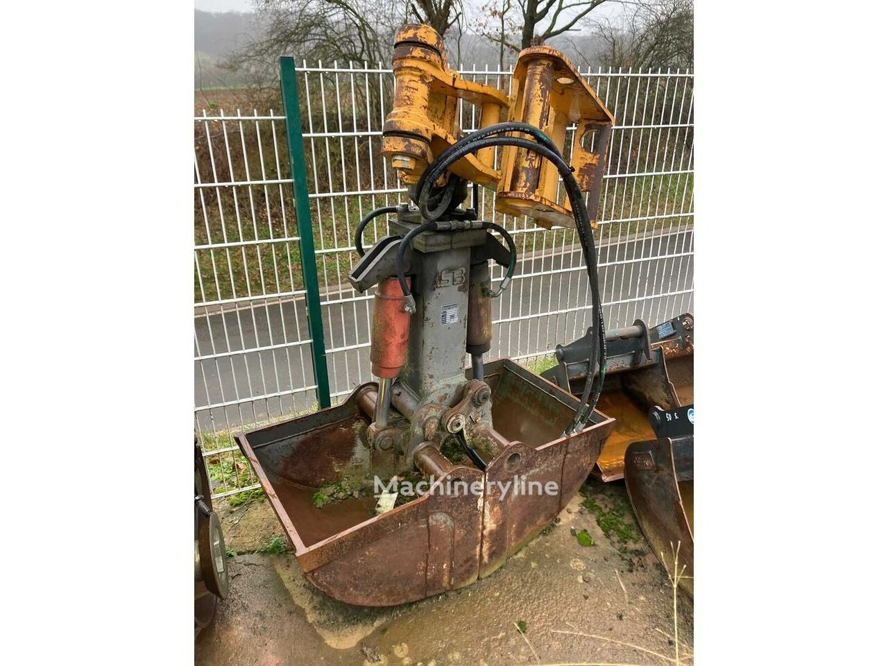 Benne preneuse LSB 8MX-12MX - Machineryline