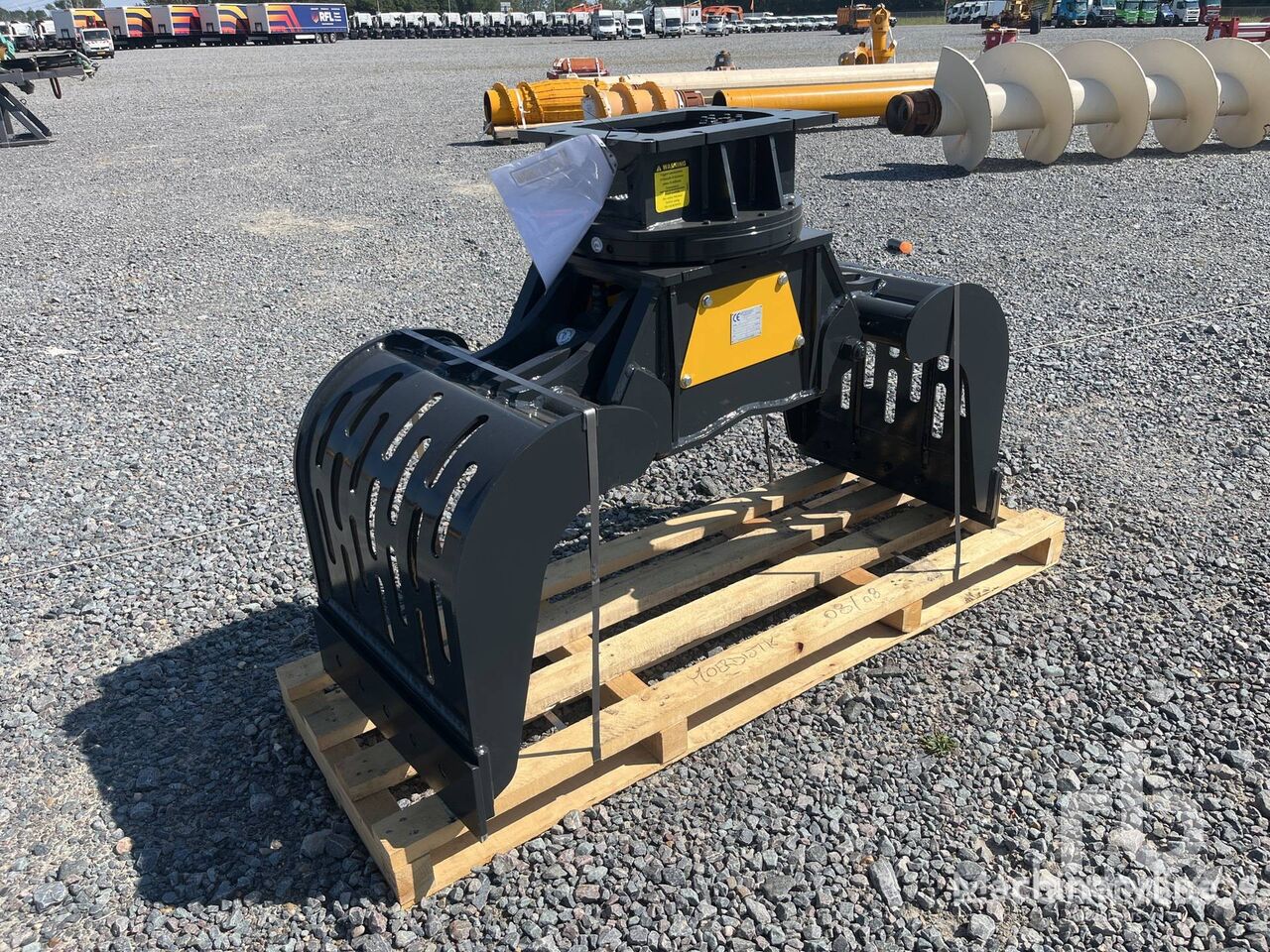 new Mustang GRP750 Rotating (Unused) grapple