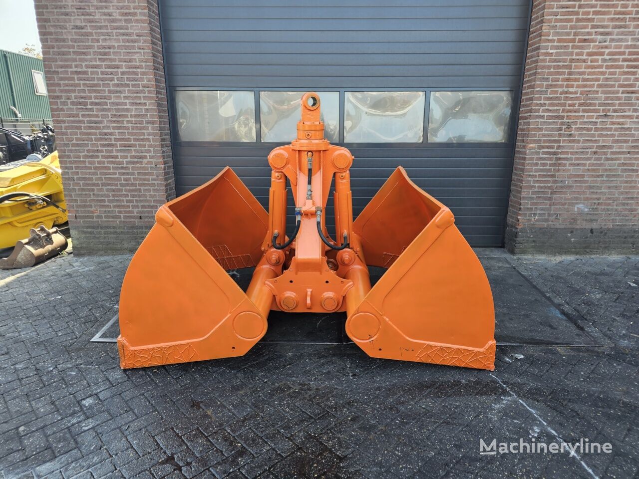 грейфер Sennebogen zandgrijper clamshell bucket fuchs liebherr 2500 liter