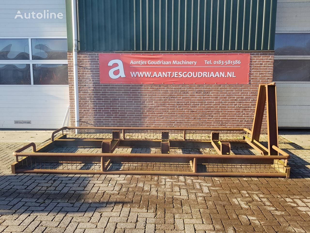 Kablinis keltuvas Haakarm container flat - Autoline