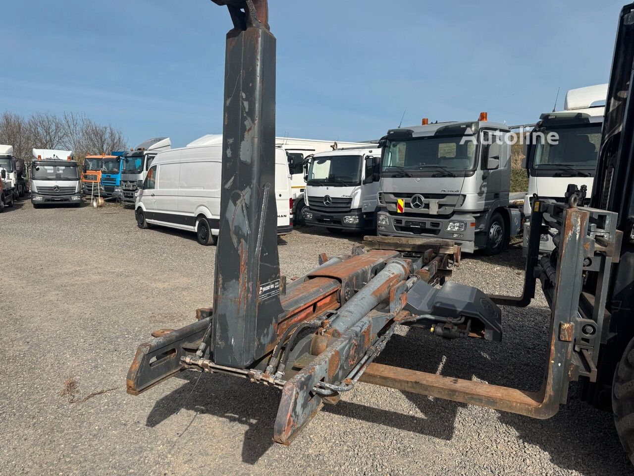 Крюковой погрузчик Meiller Abrollaufbau für 6X4 mit 3,90   Radstand - Autoline
