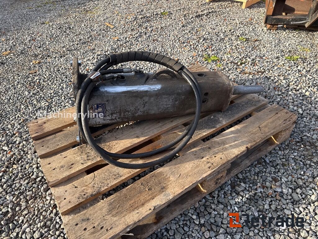 FRD FX35-5 hydraulic breaker for sale | Machineryline TZ FRD FX35-5 hydraulic breaker - Machineryline