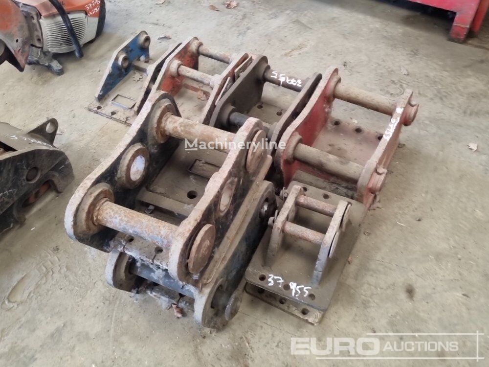 Хидрауличен чекан Headstock (8 of) 25-50mm Pin to suit -8 Ton Excavator (Location; - Machineryline