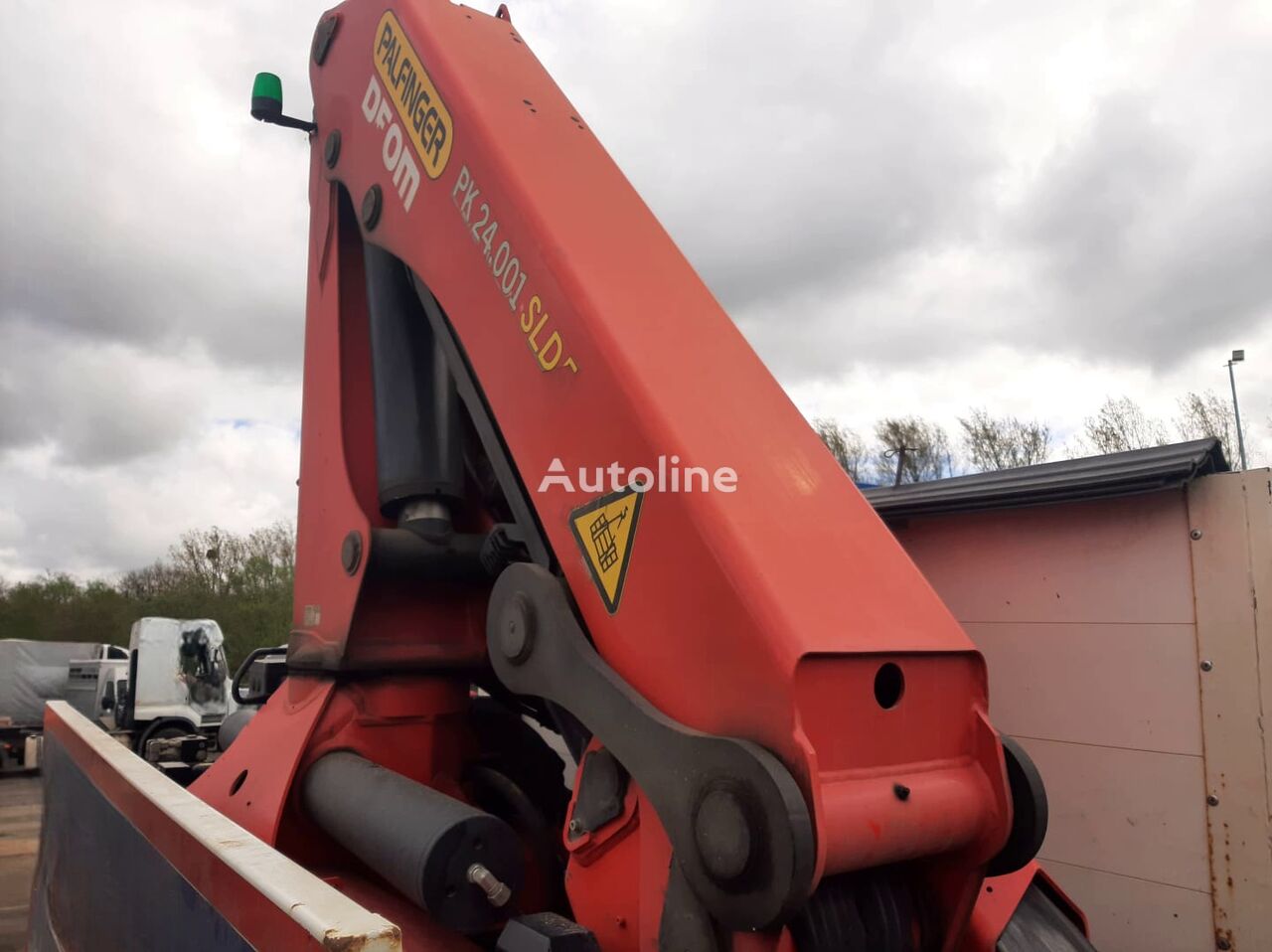 grue auxiliaire de chargement Palfinger PK 24.001 SLD mit Funkfernbedienung