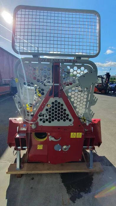 Новая трелевочная лебедка Tajfun EGV 85 AHK SG - Agriline