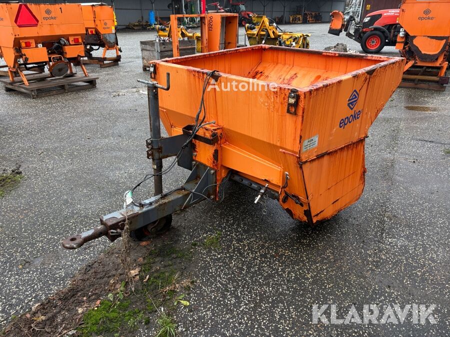 Epoke SKE 8 mounted sand spreader - Autoline