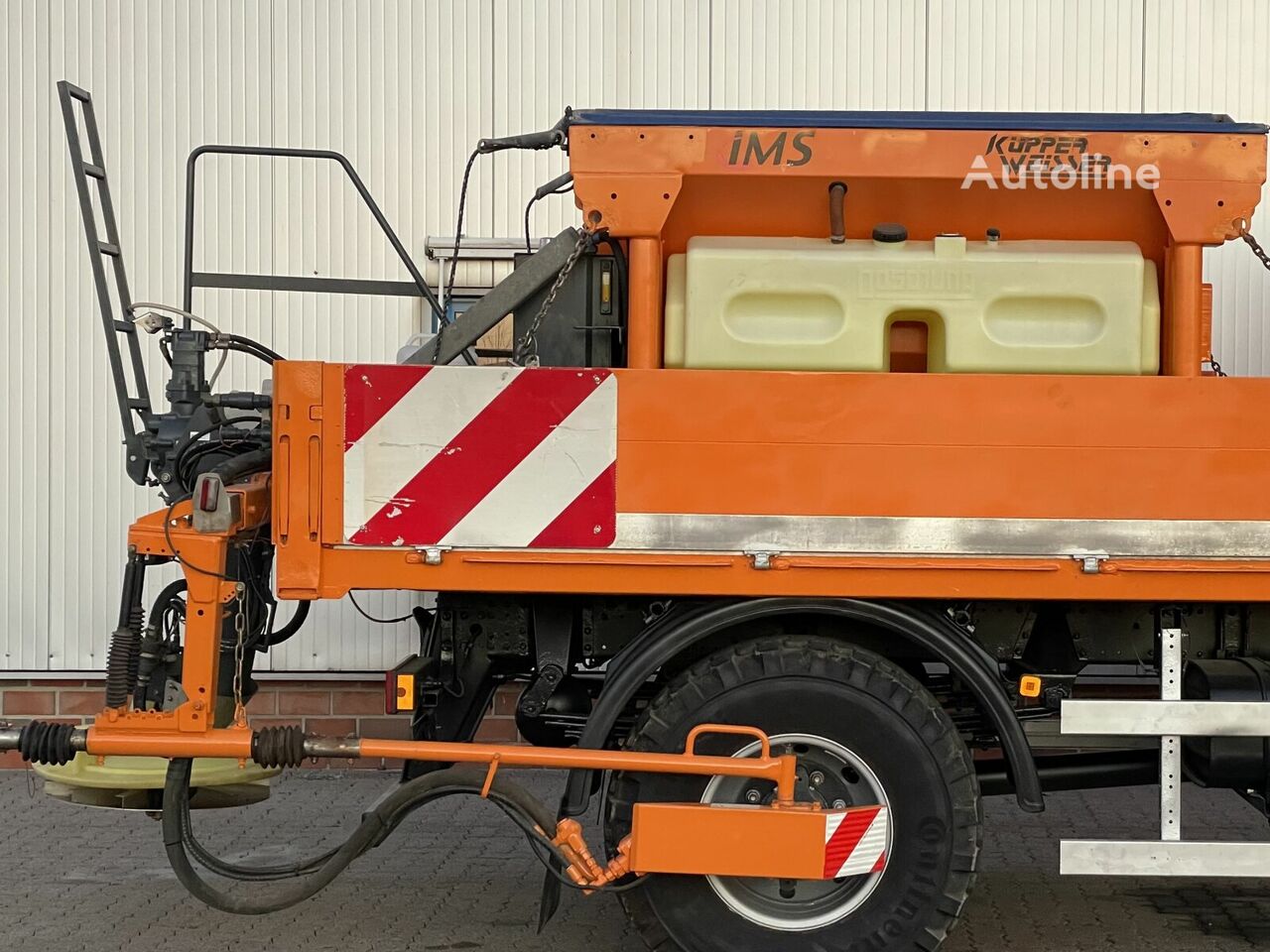 Küpper-Weisser Andere mounted sand spreader