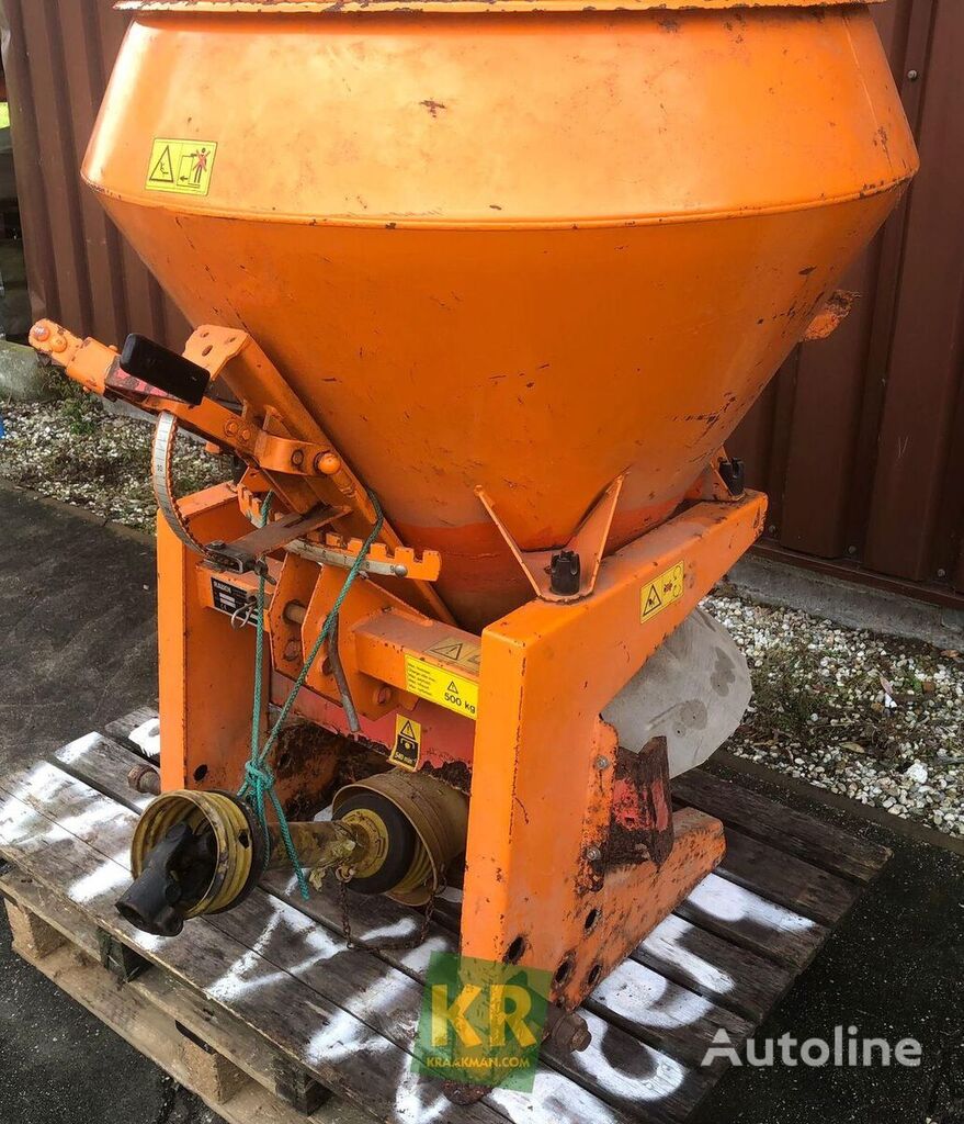 Rauch SA 360 mounted sand spreader