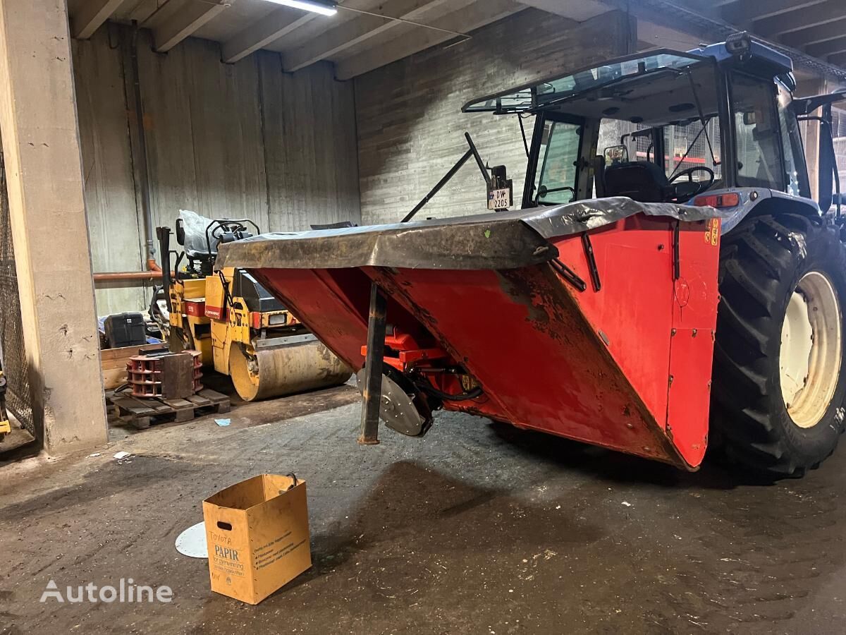 Tokvam Andre Tokvam tallerkenspreder mounted sand spreader