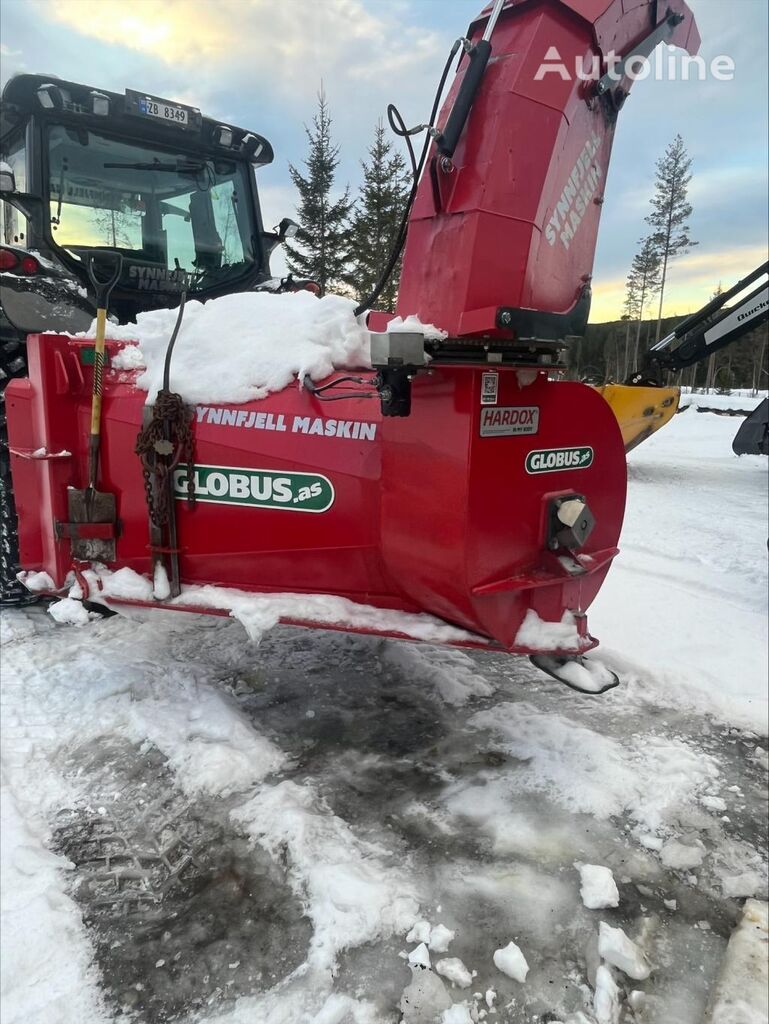 Globus GSF 255 mounted snow blower