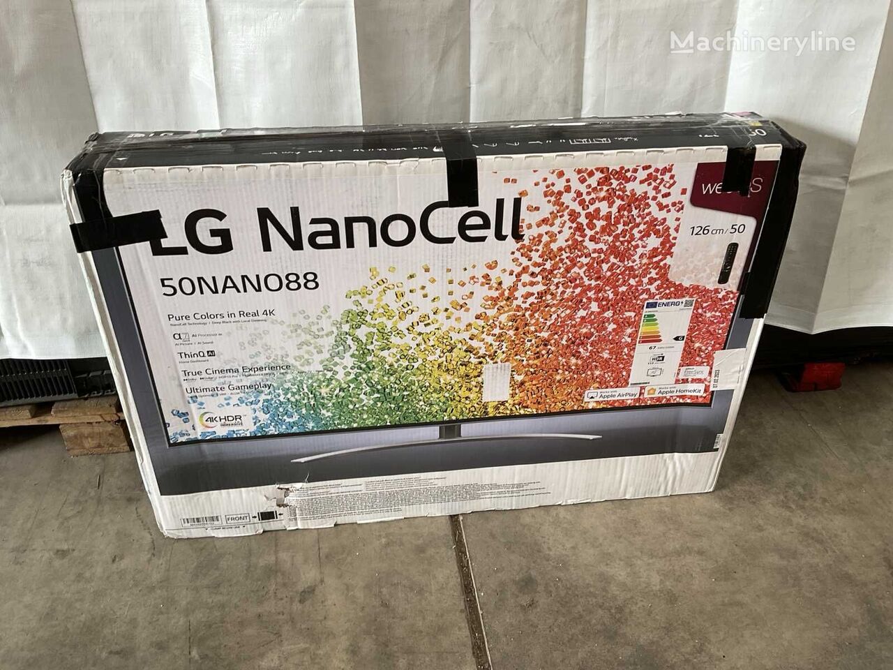 другое освещение LG NanoCell 50"