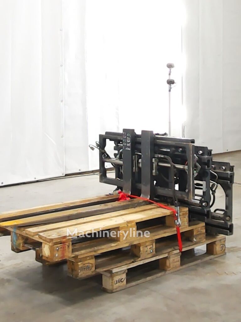 Furcă palet de vânzare | Machineryline RO Furcă palet - Machineryline