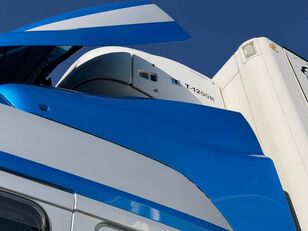 Ekeri sk&aring;p och Thermoking aggregat refrigerated truck body