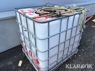 IBC-tank med dr&auml;nkbar pump self-dumping hopper