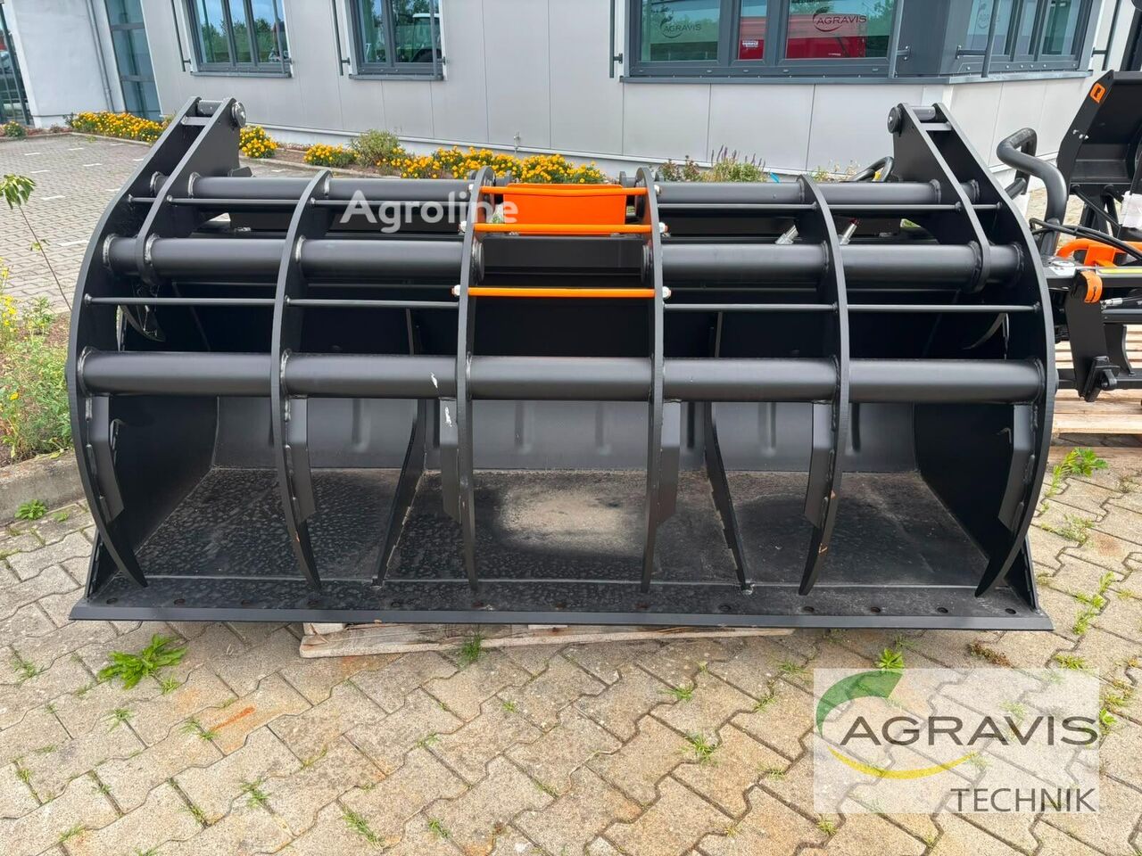 Godet désileur Quicke POWERGRAB M+ 220 neuf - Agroline