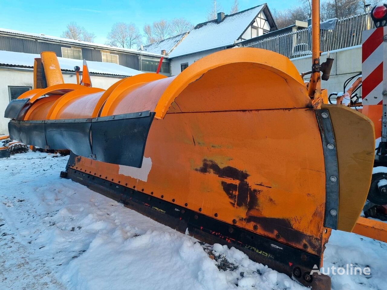 Assaloni snow plough