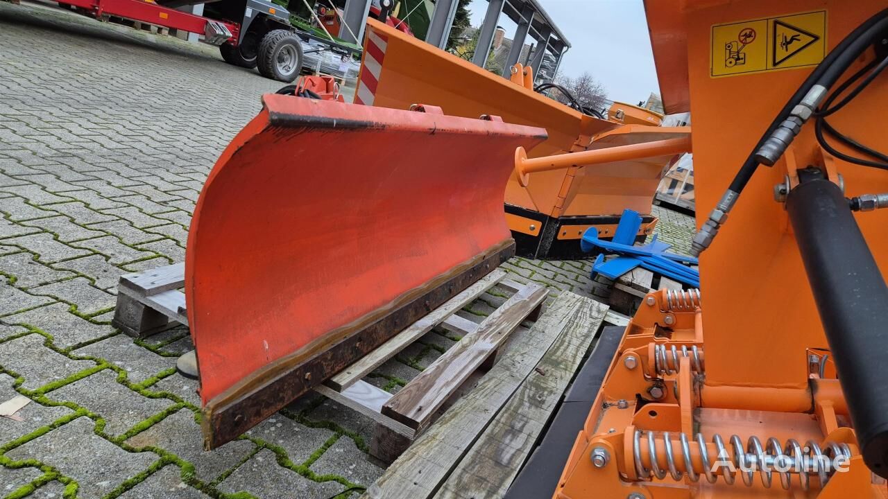 新しいKubota 1800mm Kuppeldreieck スノープラウ