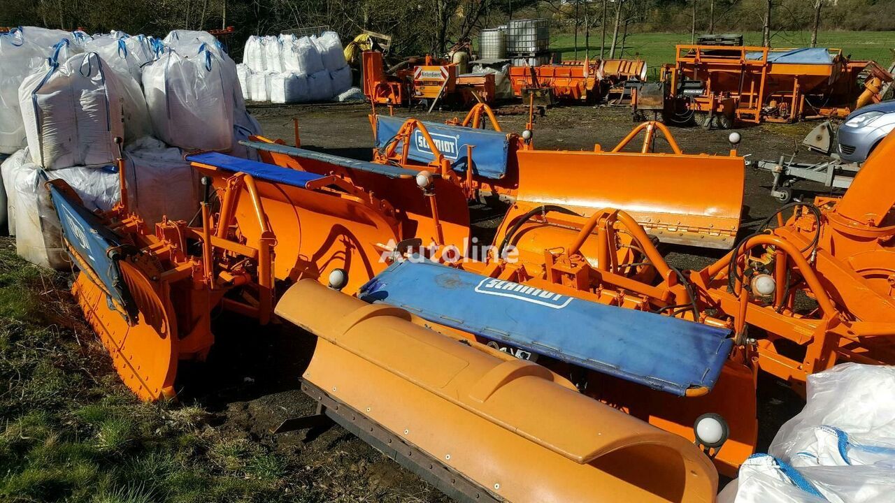 lame à neige Schmidt Beilhack Schneepflug Schneeschild Winterdienst Unimog Fen