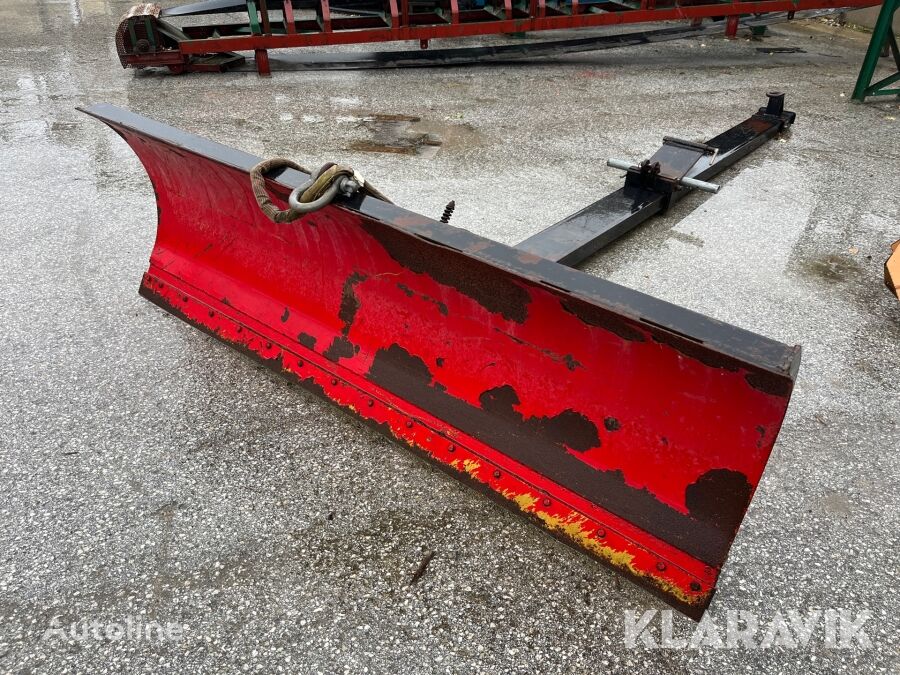 Vreten VMV 840 snow plough