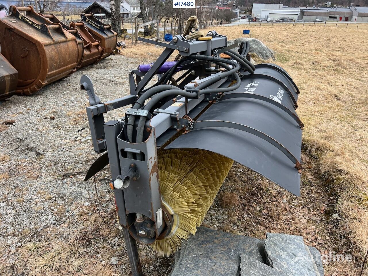 Holms SH-2.5 broom for wheel loader veegborstel