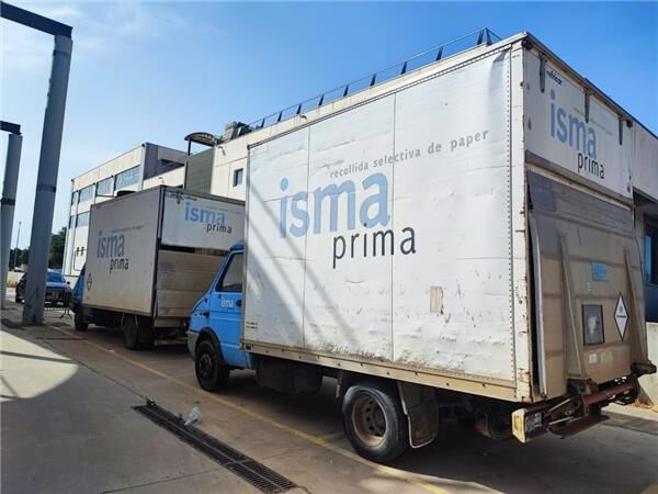 Renault B 120-35/50/55/60/65 Messenger tail lift for sale | Autoline ZW Renault B 120-35/50/55/60/65 Messenger tail lift - Autoline