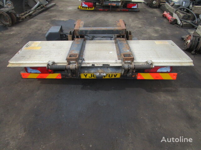 TUCKAWAY tail lift