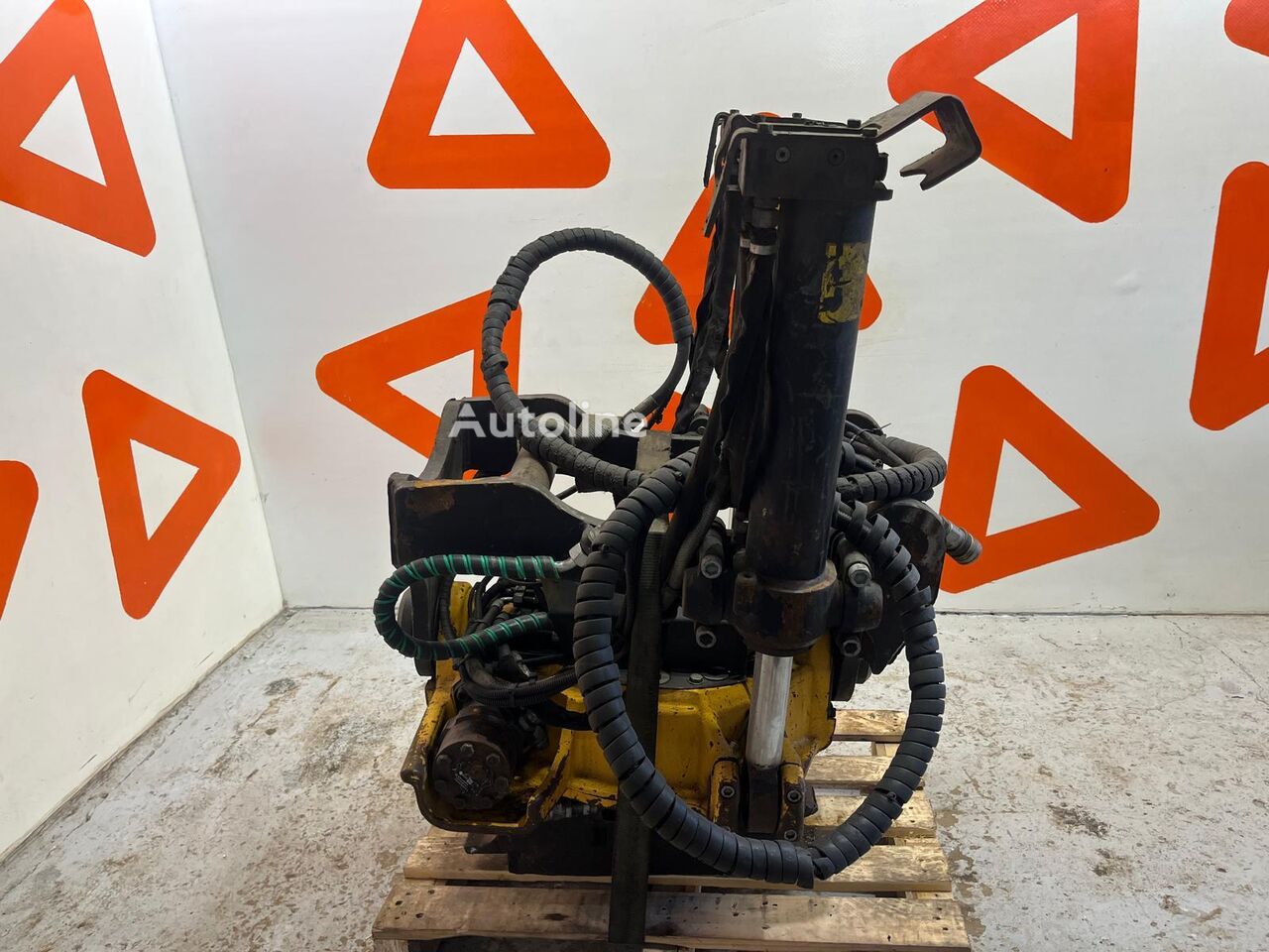 بيع قماش مشمع Engcon TILTROTATOR EC214 FOR 9-14 TON | Autoline LY قماش مشمع Engcon TILTROTATOR EC214 FOR 9-14 TON - Autoline
