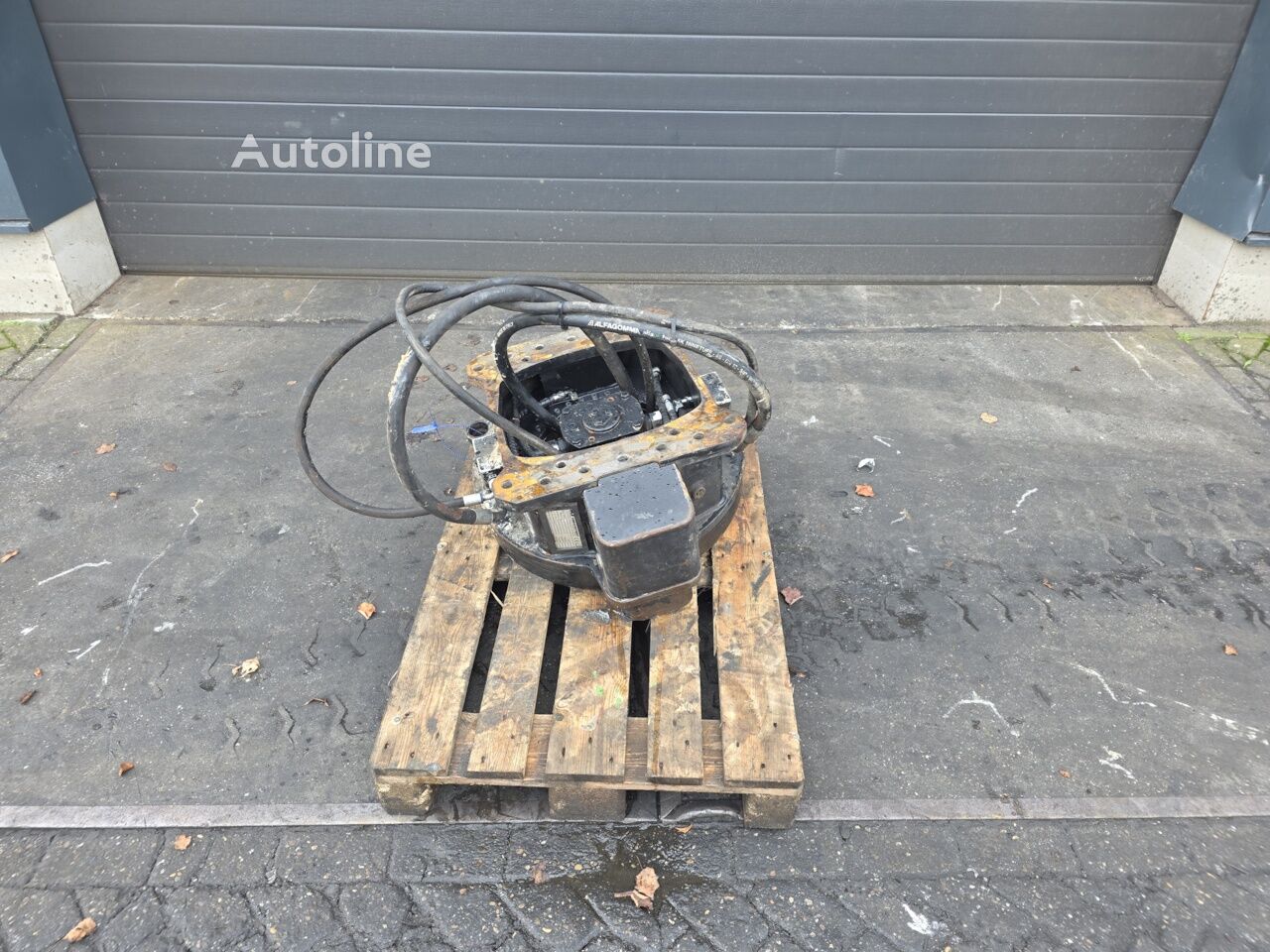 Ring verschtert head slewing caterpillar head attachment tarpaulin - Autoline