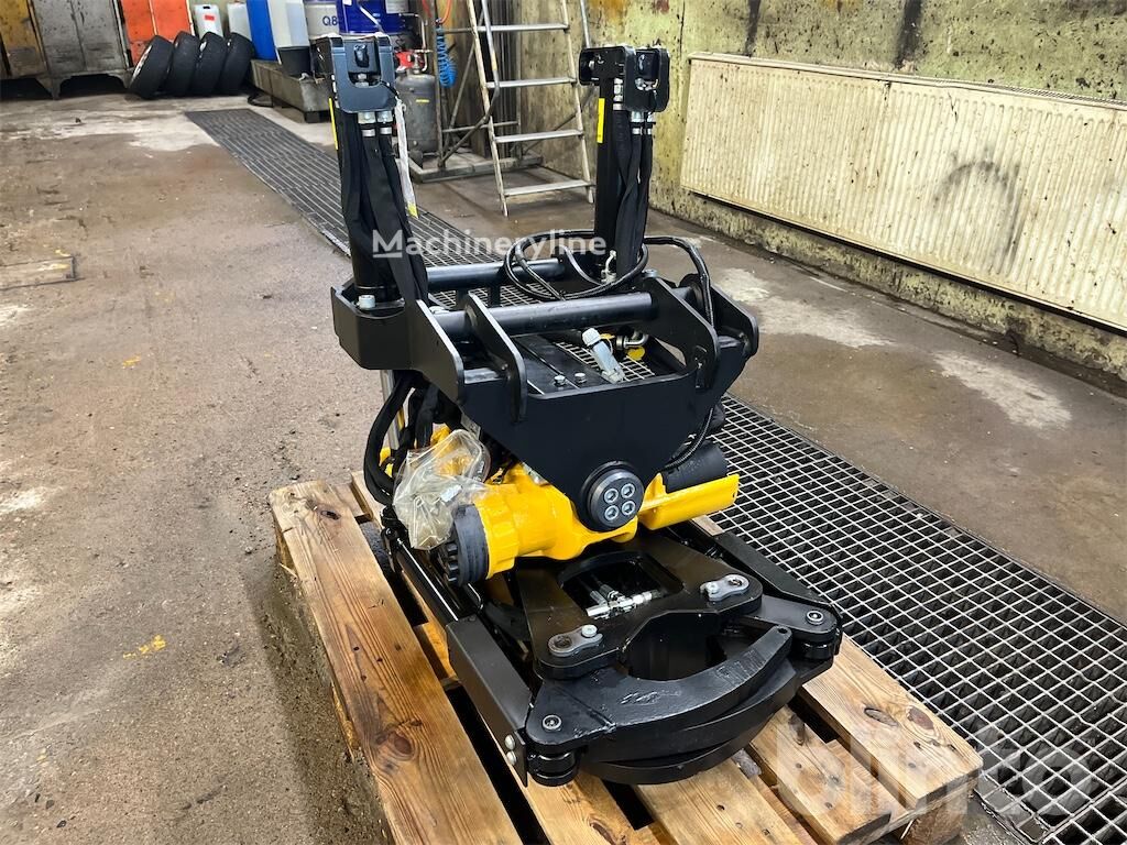 тилтротатор Engcon EC 209