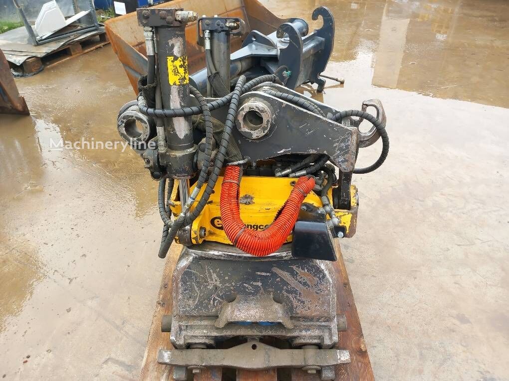 Engcon EC219 tiltrotator