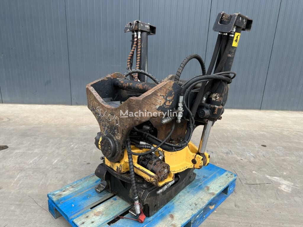 مُلحق الحفار الدوار Engcon EC226-S70-70-SS10