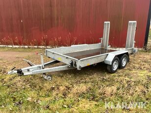 Humbaur equipment trailer