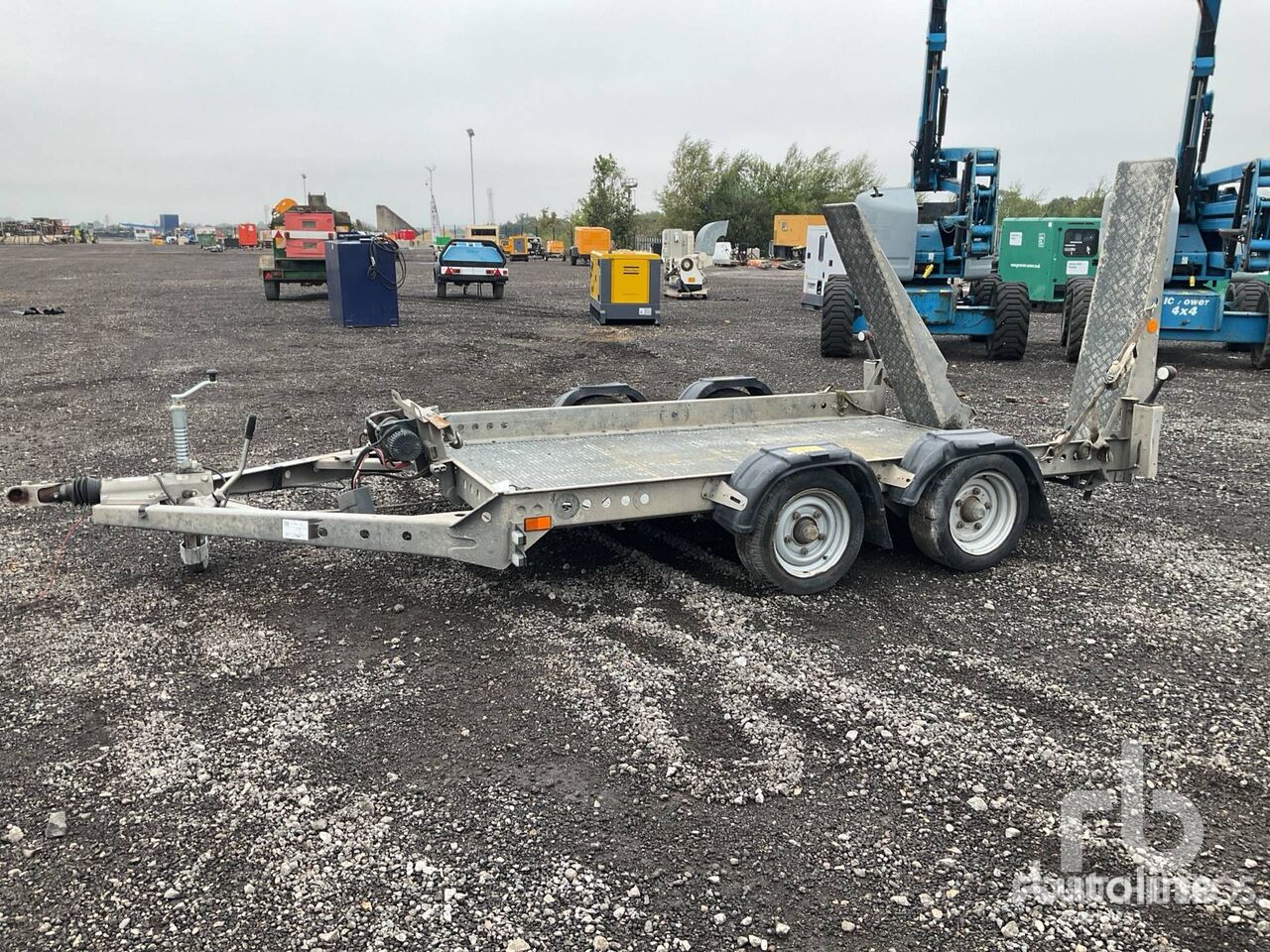 MOTIV TC3000-30 2950 kg 3 m T/A equipment trailer