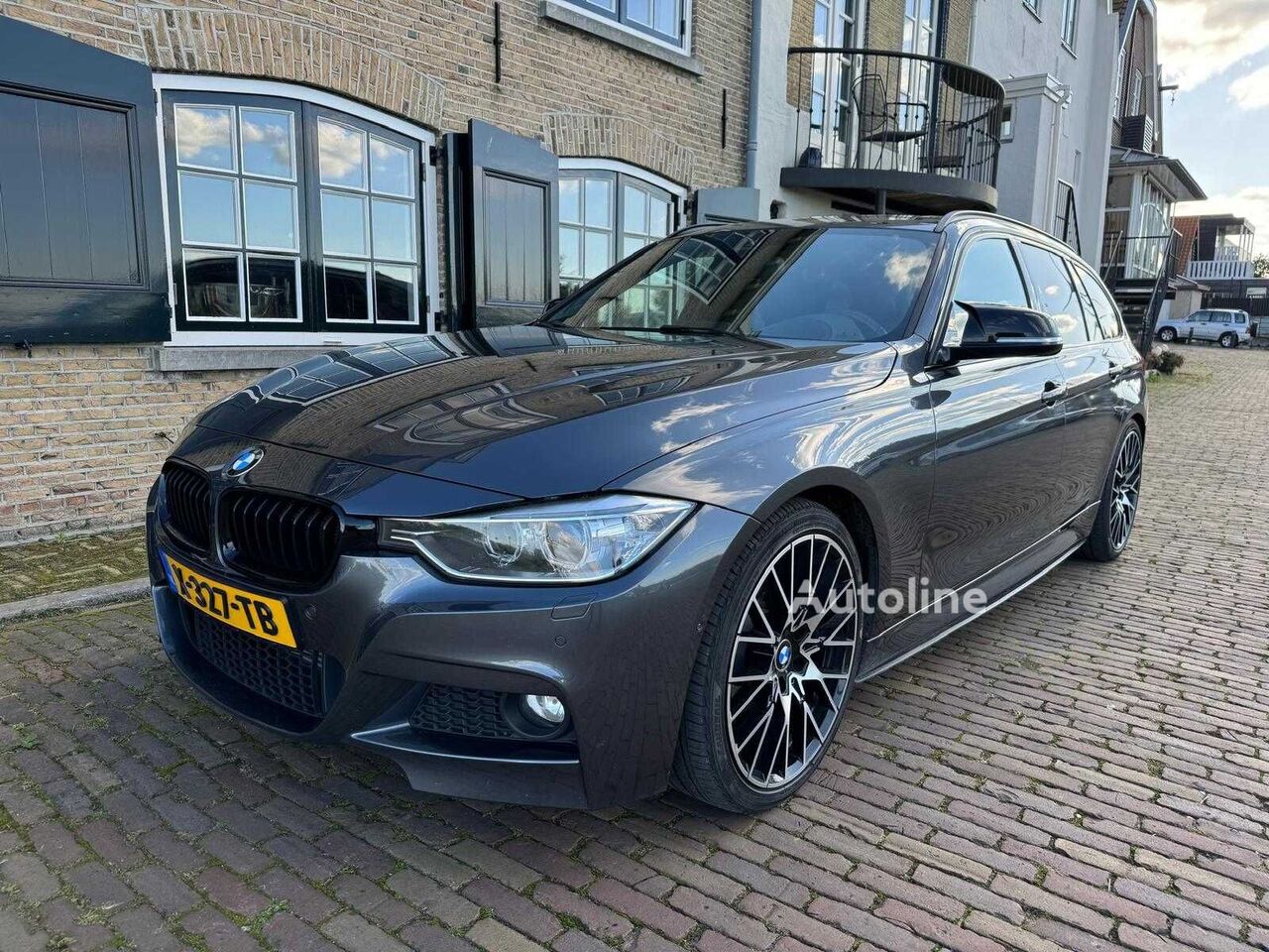 旅行小轿车 BMW 3-serie Touring - Autoline