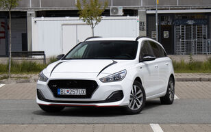 Hyundai i30 CW 1.6 CRDi 136 Family Kombi